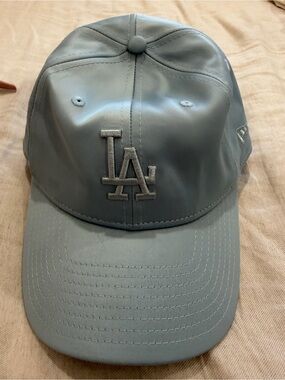 New Era Los Angeles Dodgers Satin Baseball Cap in Slate Blue